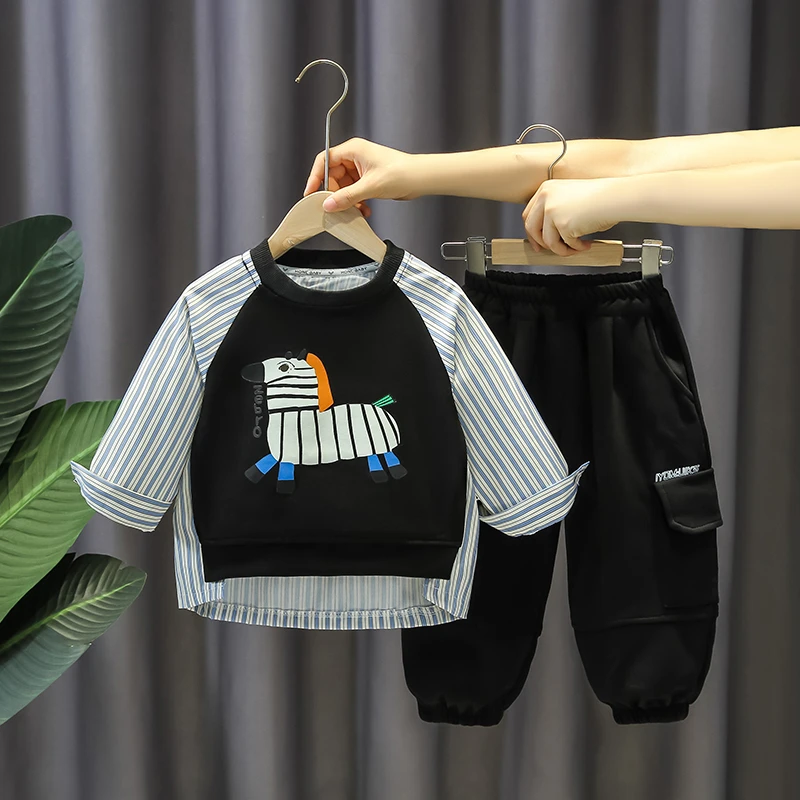 儿童装男童秋装套装时髦洋气条纹拼接衣服中小童春秋款炸街两件套