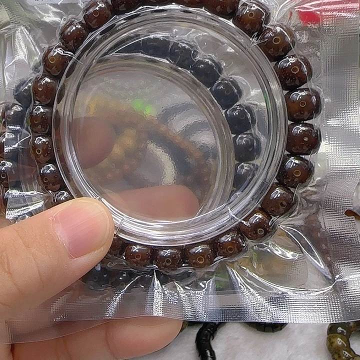 手串星月菩提161一个人黑金黄皮，粉皮