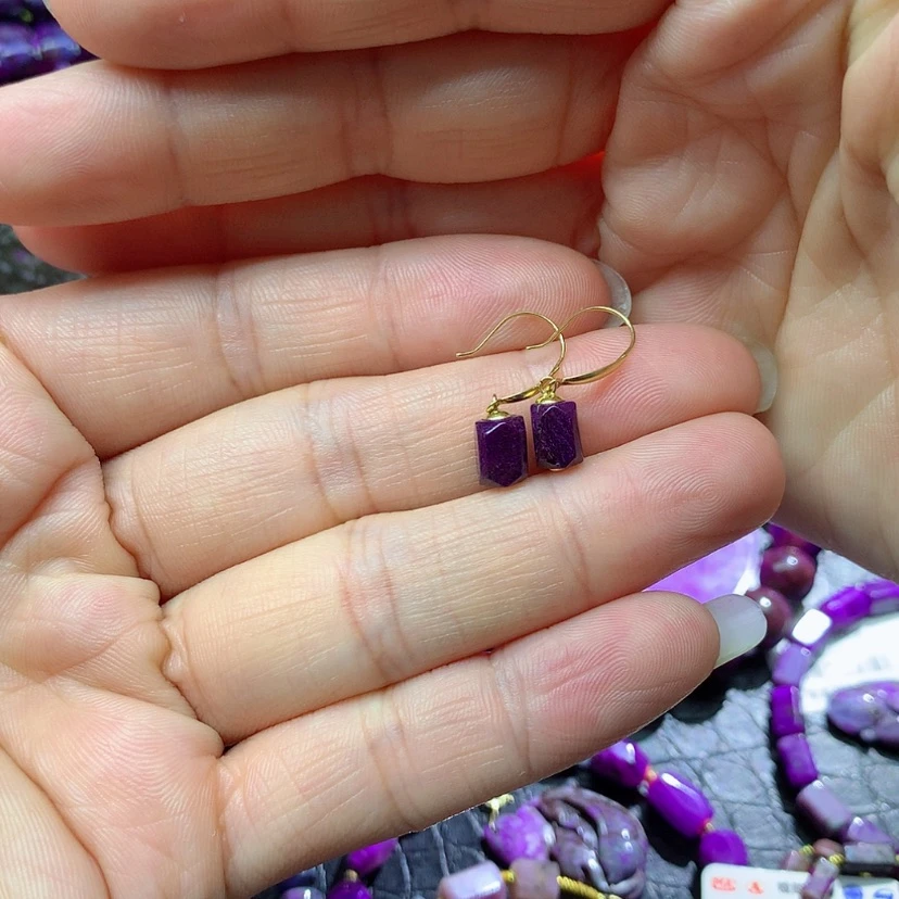 【闪购商品】苏纪石（舒俱来）18K金镶嵌耳坠
