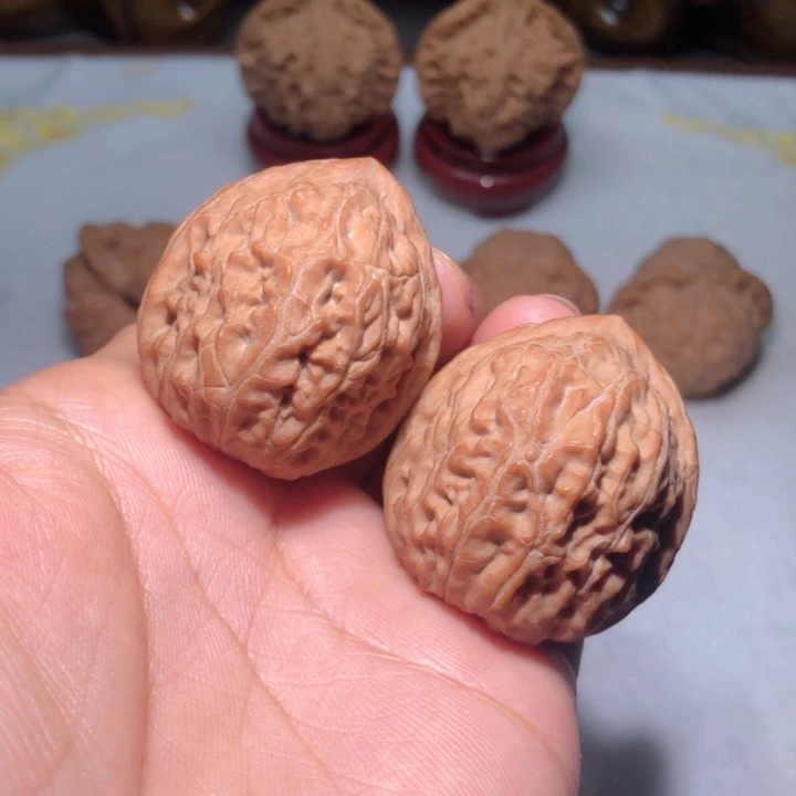 文玩核桃把件38九月
