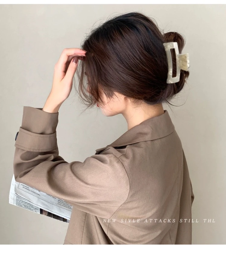 高端慵懒抓发夹气质百搭半扎发