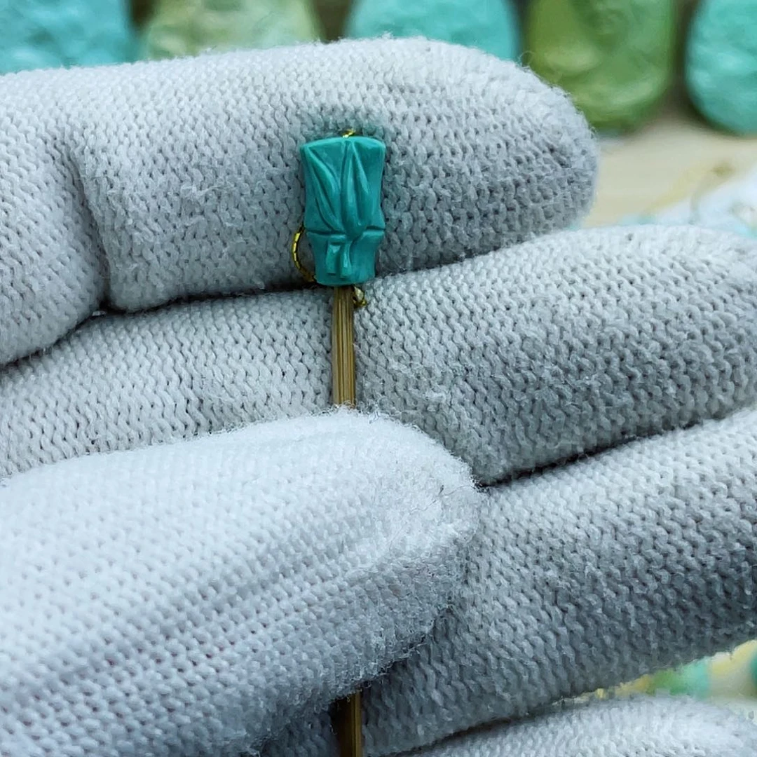 未镶嵌绿松石珠宝奇石