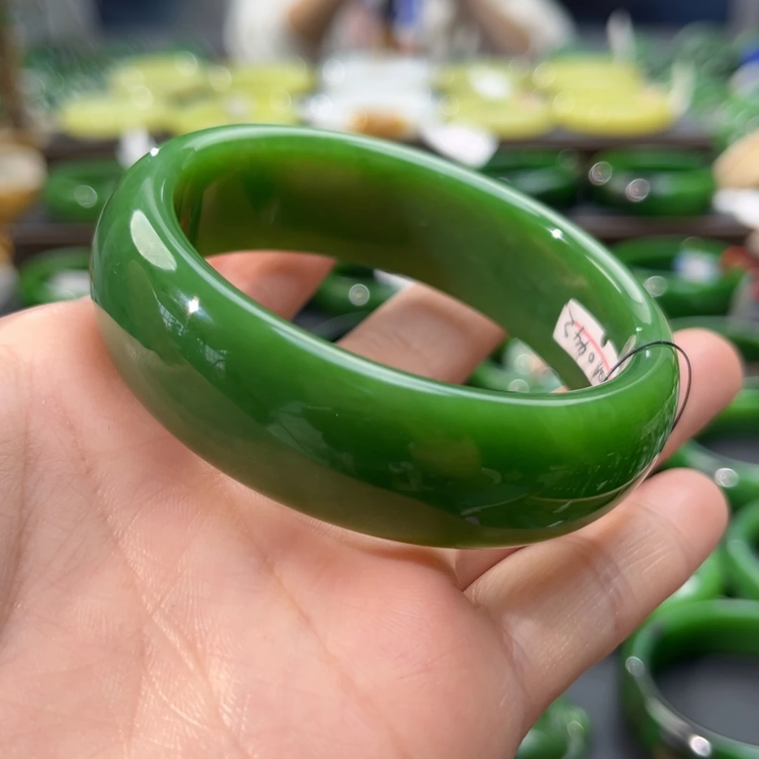 和田玉（碧玉）手镯未镶嵌