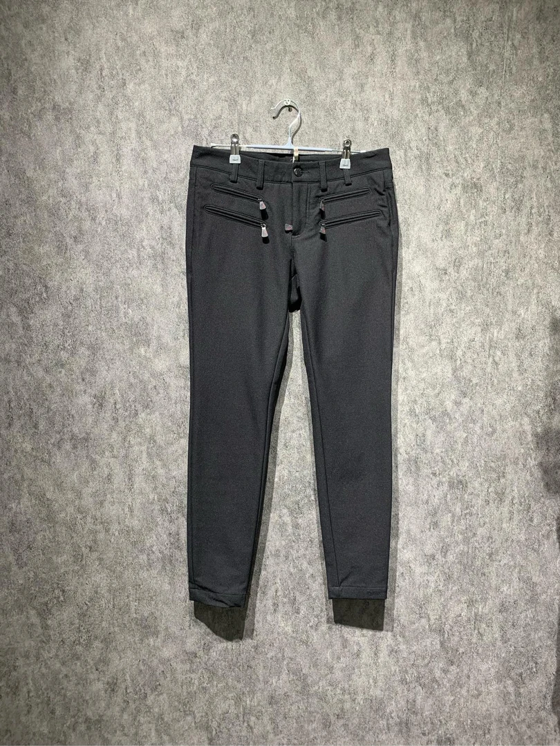 99新  【Moncler】蒙口 黑色logo休闲长裤/40码 /Y8176105