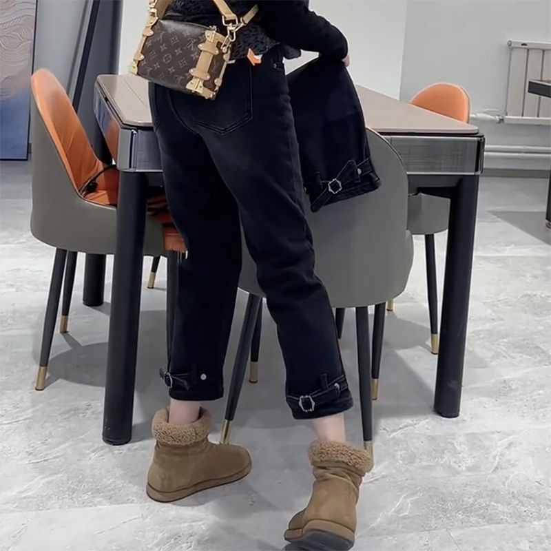大码弹力直筒加绒牛仔裤2025冬季新款时尚显瘦百搭修身八分烟管裤