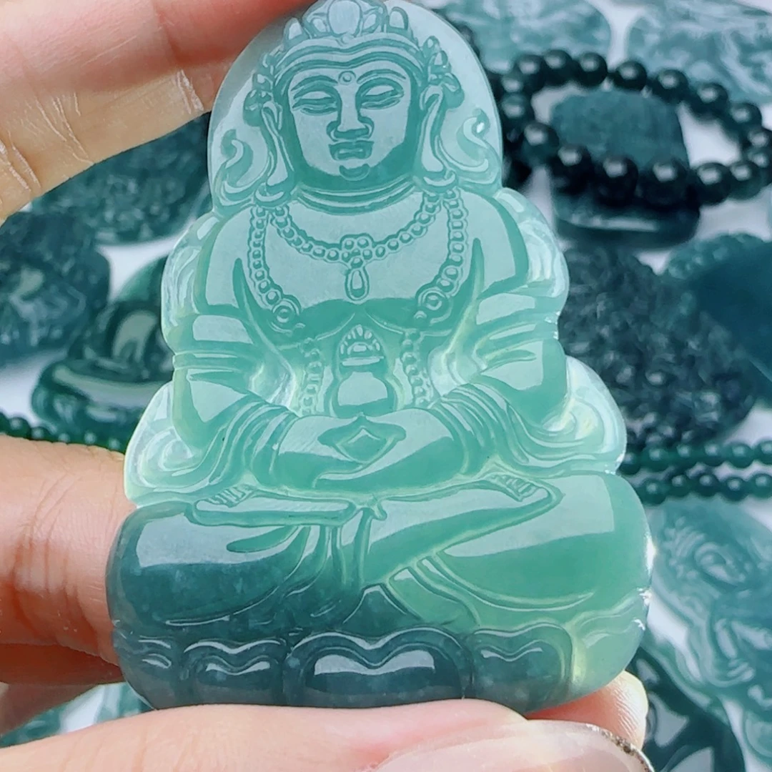颈饰未镶嵌翡翠多样性发货天然的A货翡翠