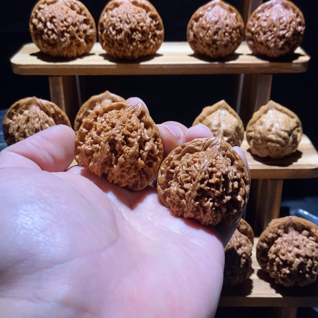 文玩核桃吊坠41满天星色差