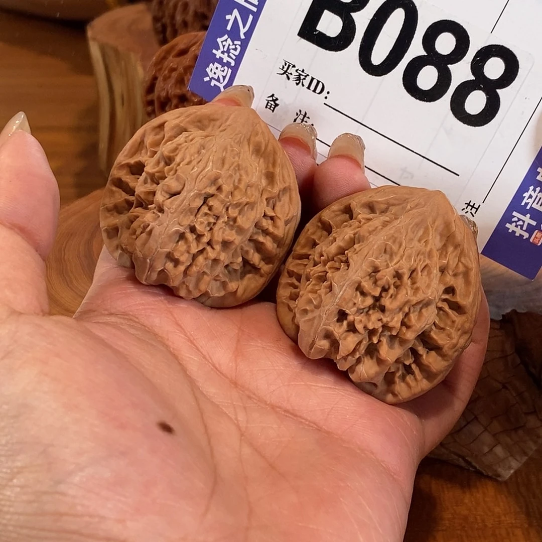 吊坠文玩核桃88  号原生态九山顶望月  尺42