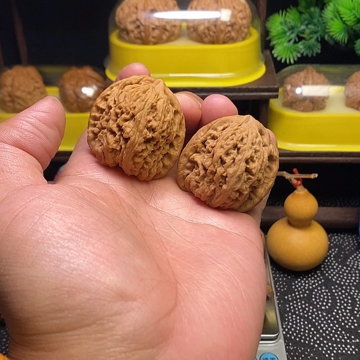 文玩核桃吊坠南疆石40