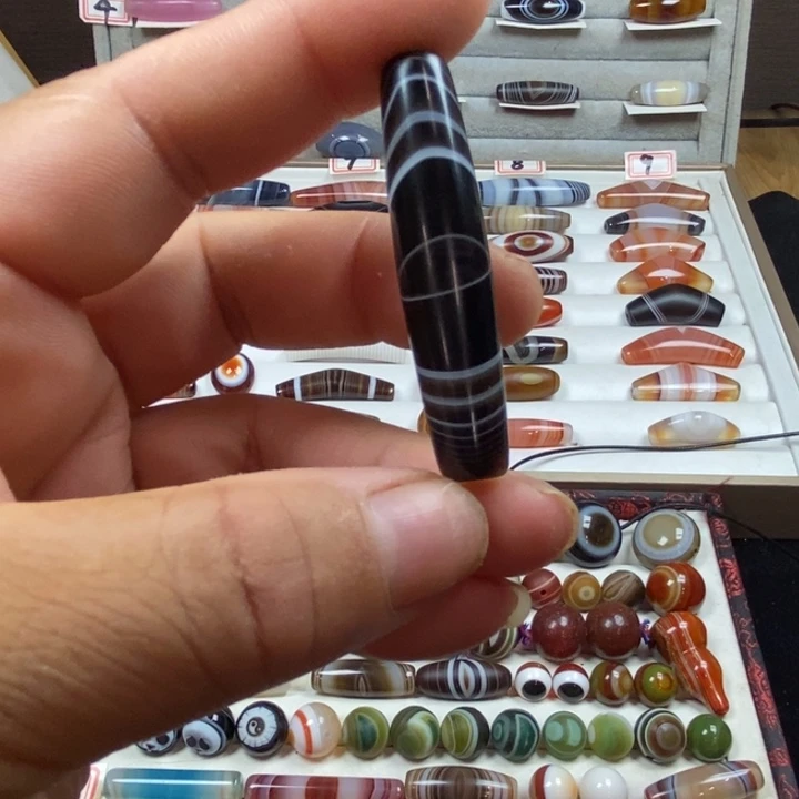 玛瑙/玉髓未镶嵌珠宝半成品