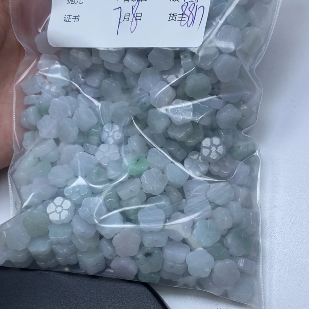 翡翠未镶嵌颈饰再**手翡翠吊坠