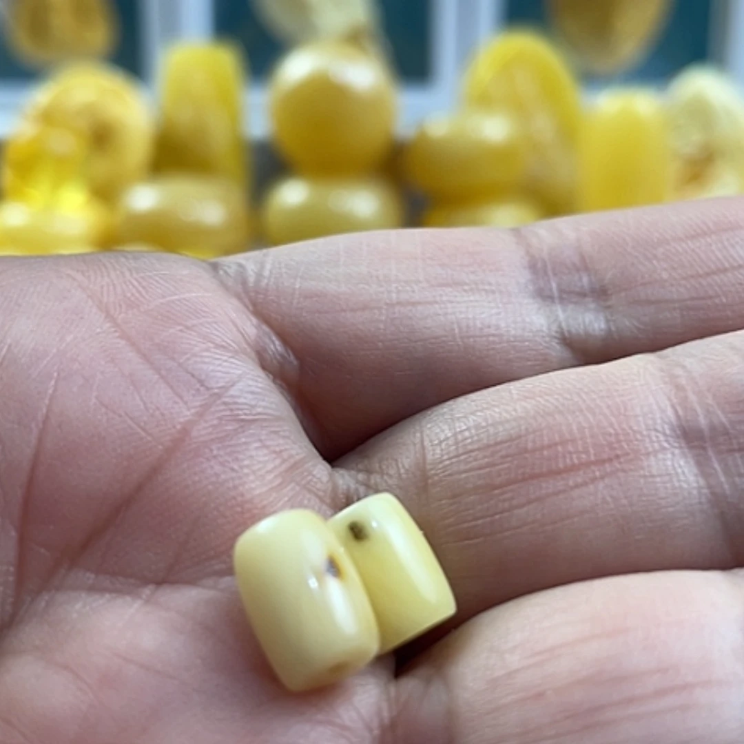 【闪购商品】琥珀裸石未镶嵌16杂