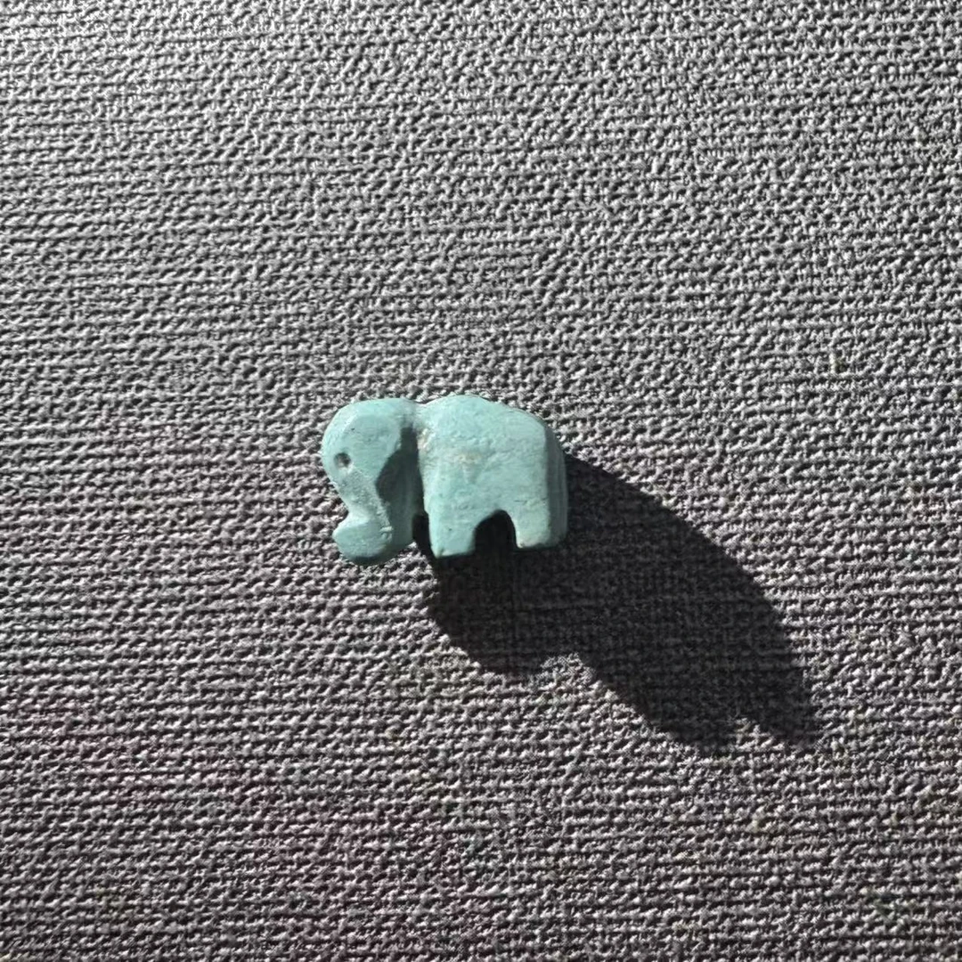 十八世纪绿松象形坠饰WDZC2512142034