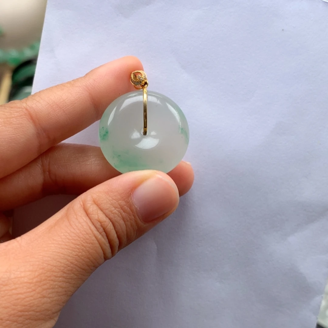 【闪购商品】吊坠(不含链)未镶嵌石英质玉