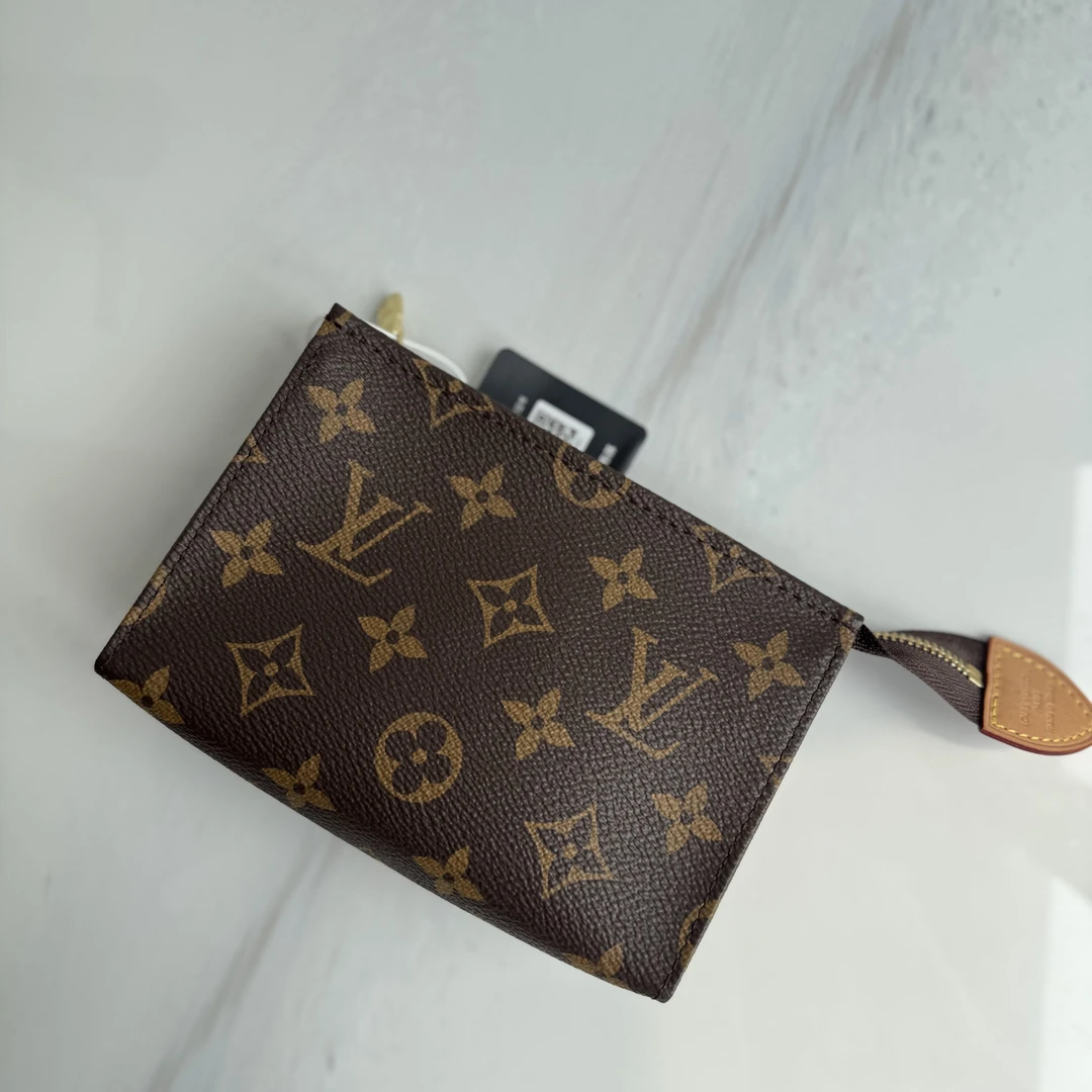 99新 LouisVuitton/路易威登 迷你经典老花洗漱包