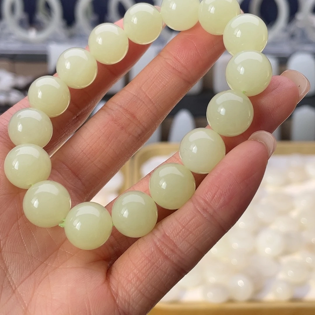 和田玉未镶嵌手串