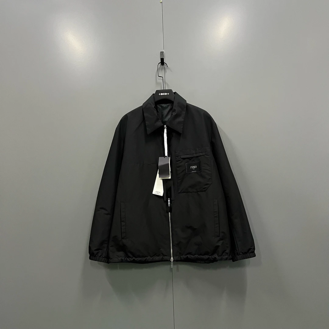 99新 FENDI/芬迪 (ll) 黑色徽标logo双面穿着棉服 36码/019458