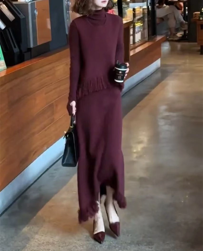 时尚女装修身新款简约百搭时髦减龄红色秋冬女款洋气裙子气质高领