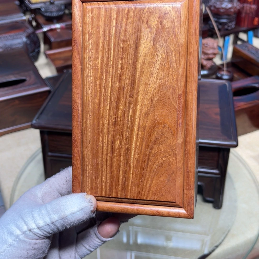 紫檀木类成套家具