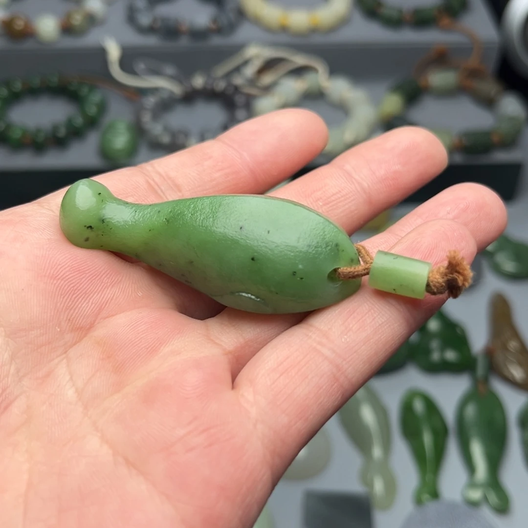 和田玉（碧玉）未镶嵌颈饰