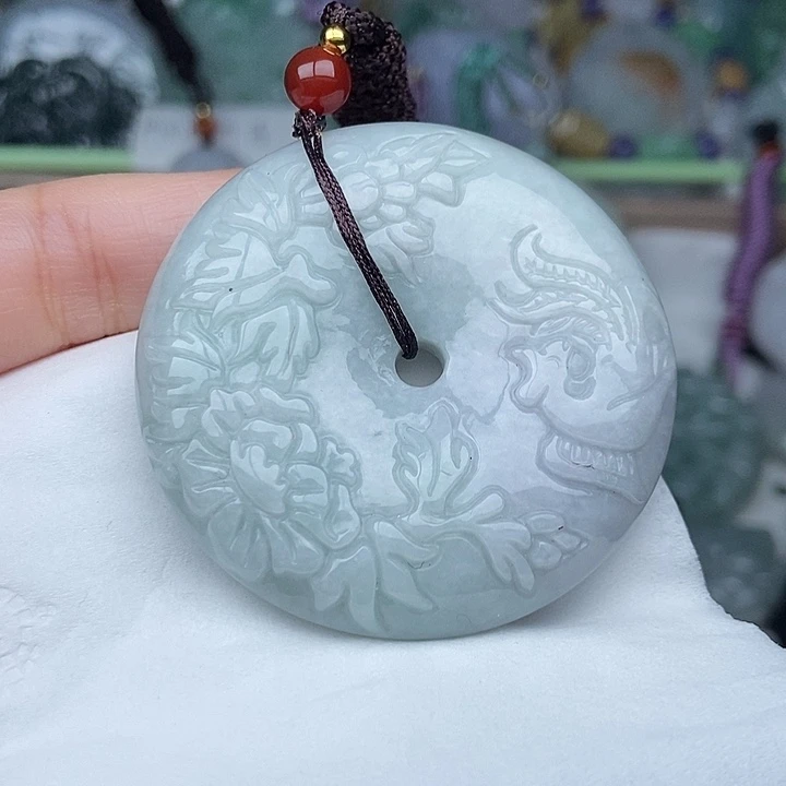 翡翠未镶嵌颈饰翡翠双面