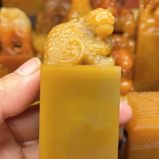 老挝石质地细腻柔软篆刻写字刀感十足