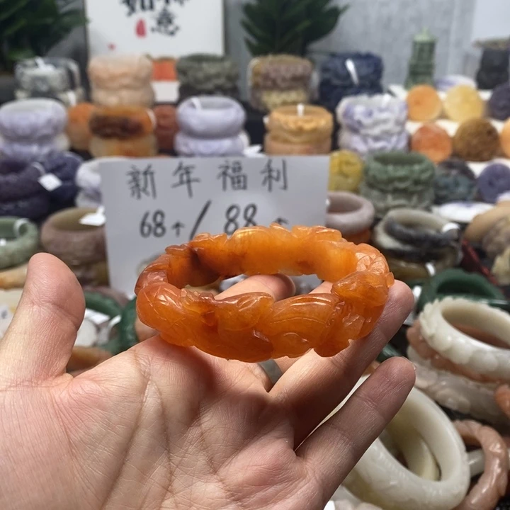 石英岩玉未镶嵌手镯