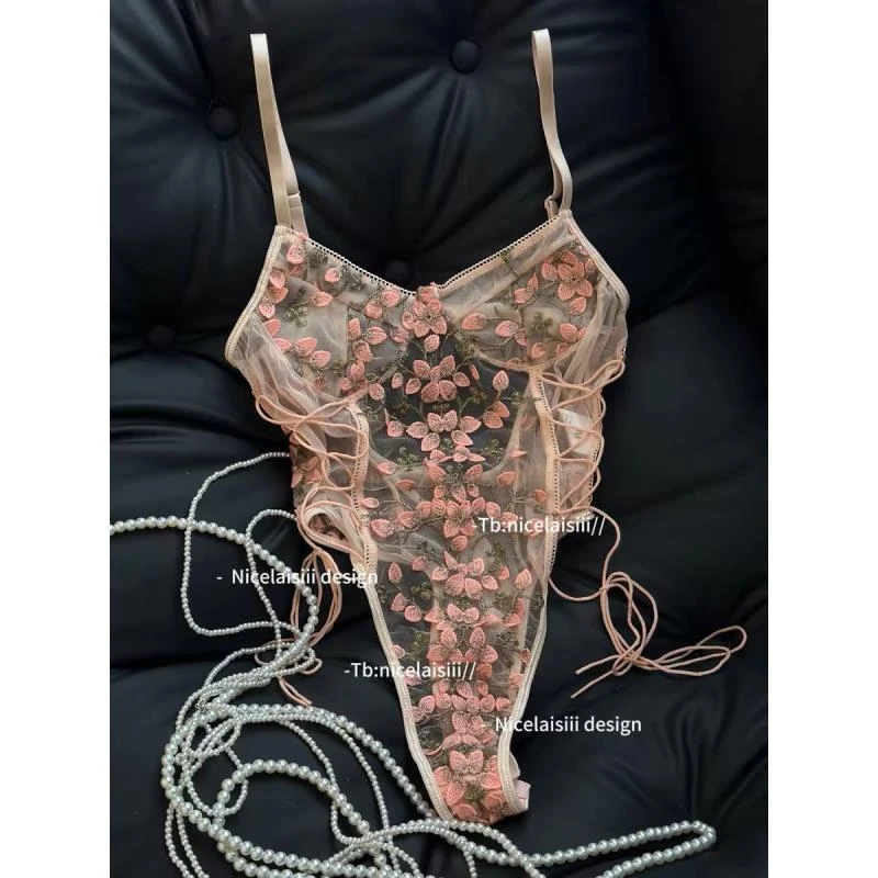 密恋【乱花渐欲】纯欲花蕊新款性感背心纱裙花朵刺绣镂空显瘦吊带
