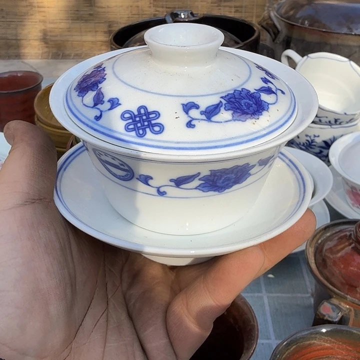 茶盏陶瓷盘子啥都有