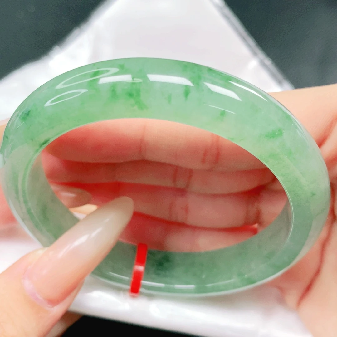 翡翠未镶嵌手镯57
