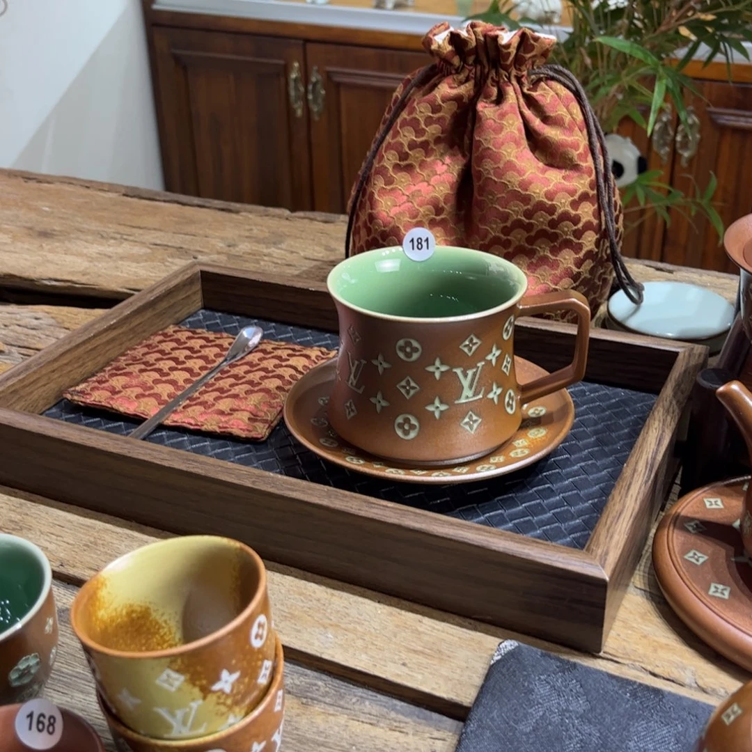 雅***虎草木灰老花咖啡杯