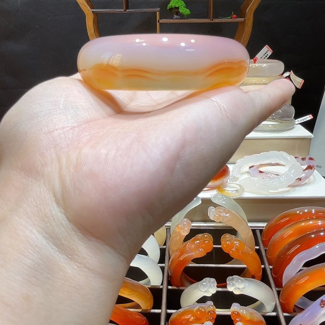 玛瑙/玉髓未镶嵌手镯