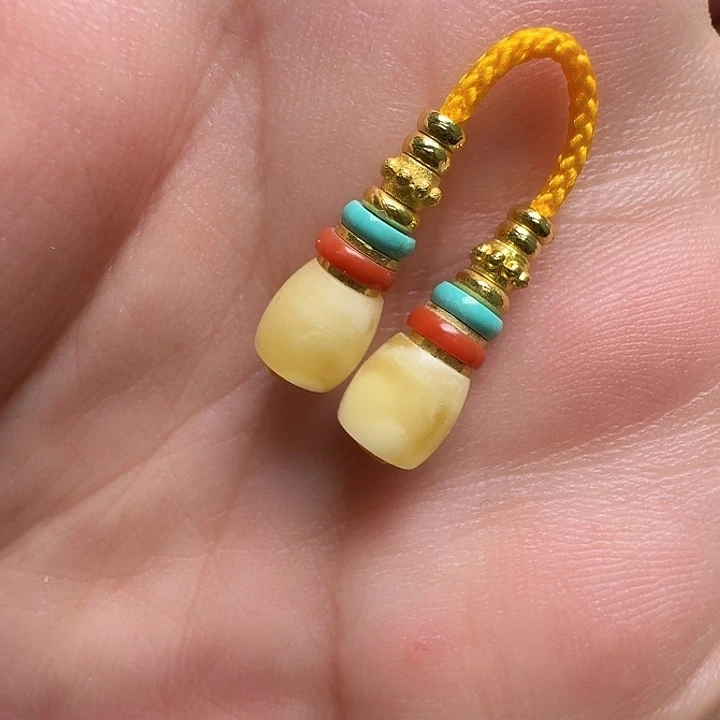 蜜蜡未镶嵌珠宝奇石