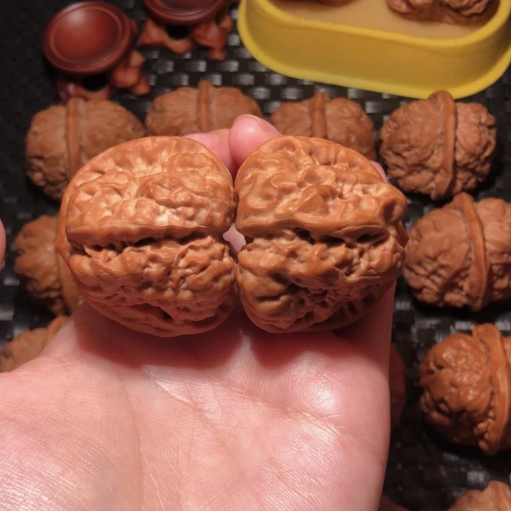 文玩核桃把件43✖️46四开八腿毕业蛙王