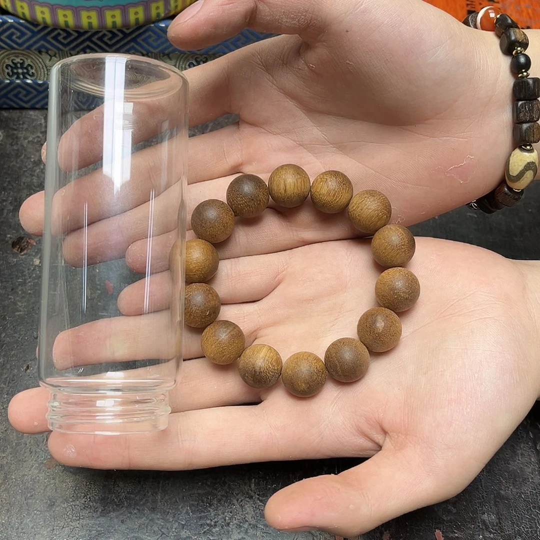 大叶紫檀（黑酸枝木类）