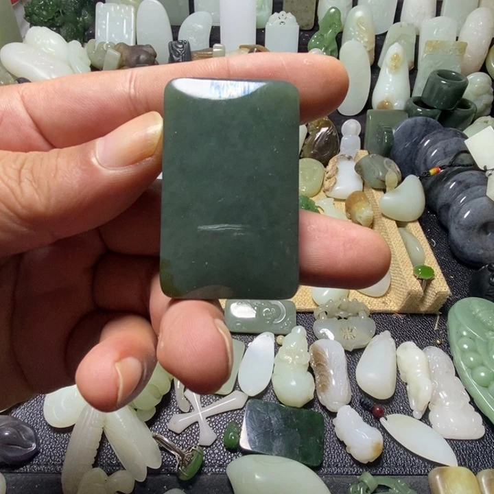 和田玉（糖玉）未镶嵌颈饰