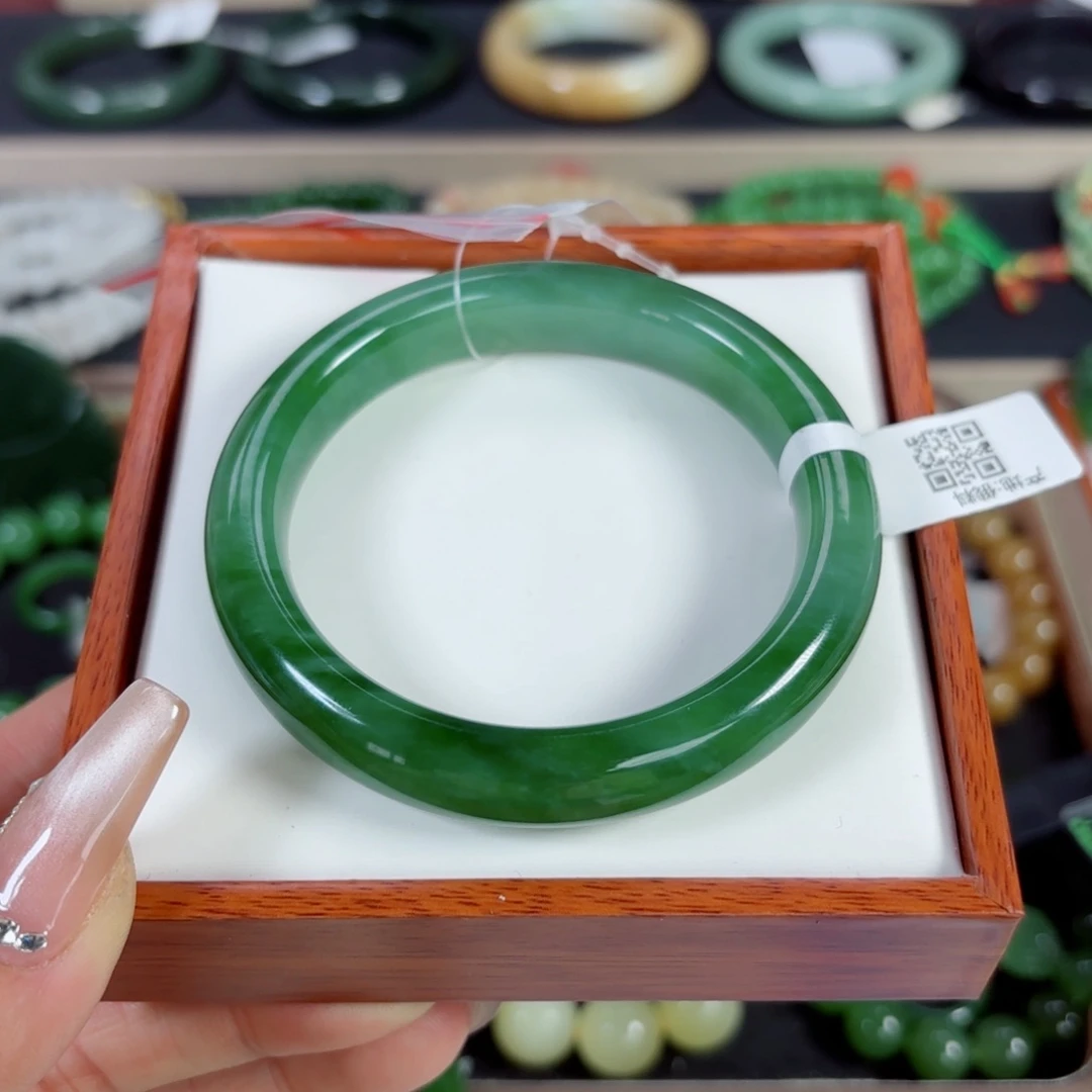 手链未镶嵌和田玉<****间手镯58.5