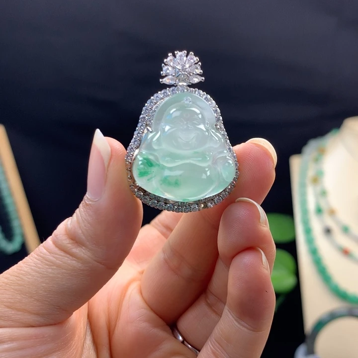 石英质玉未镶嵌颈饰