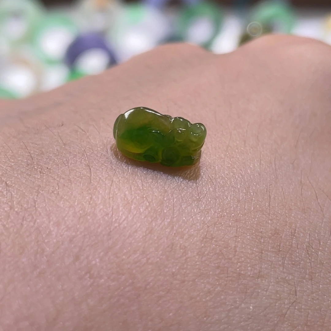 定制翡翠未镶嵌皮*，
