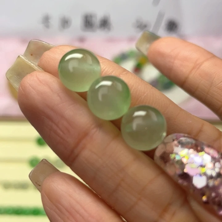 翡翠散珠卡10 3颗 浅绿