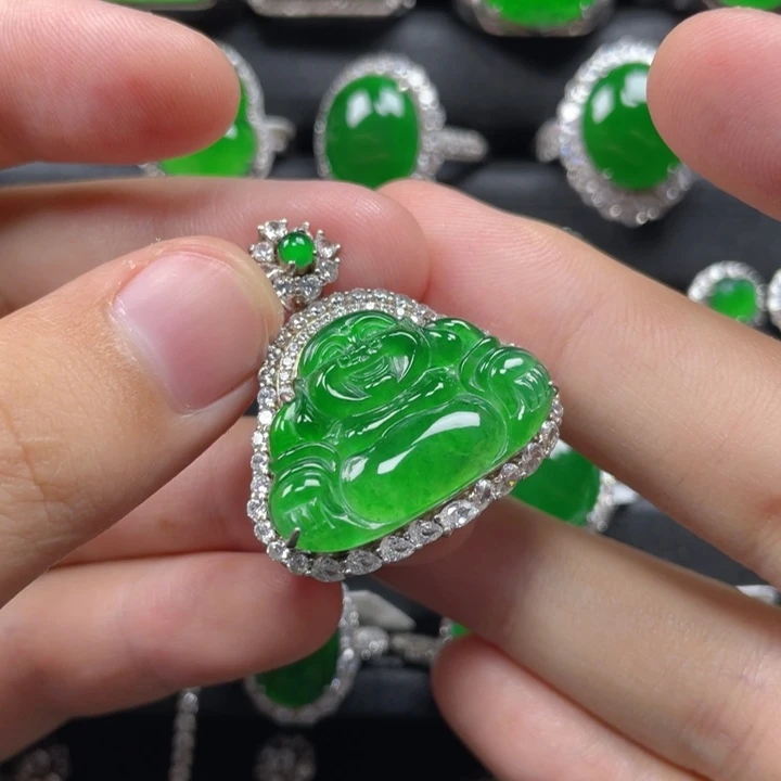 颈饰银S925镶嵌翡翠