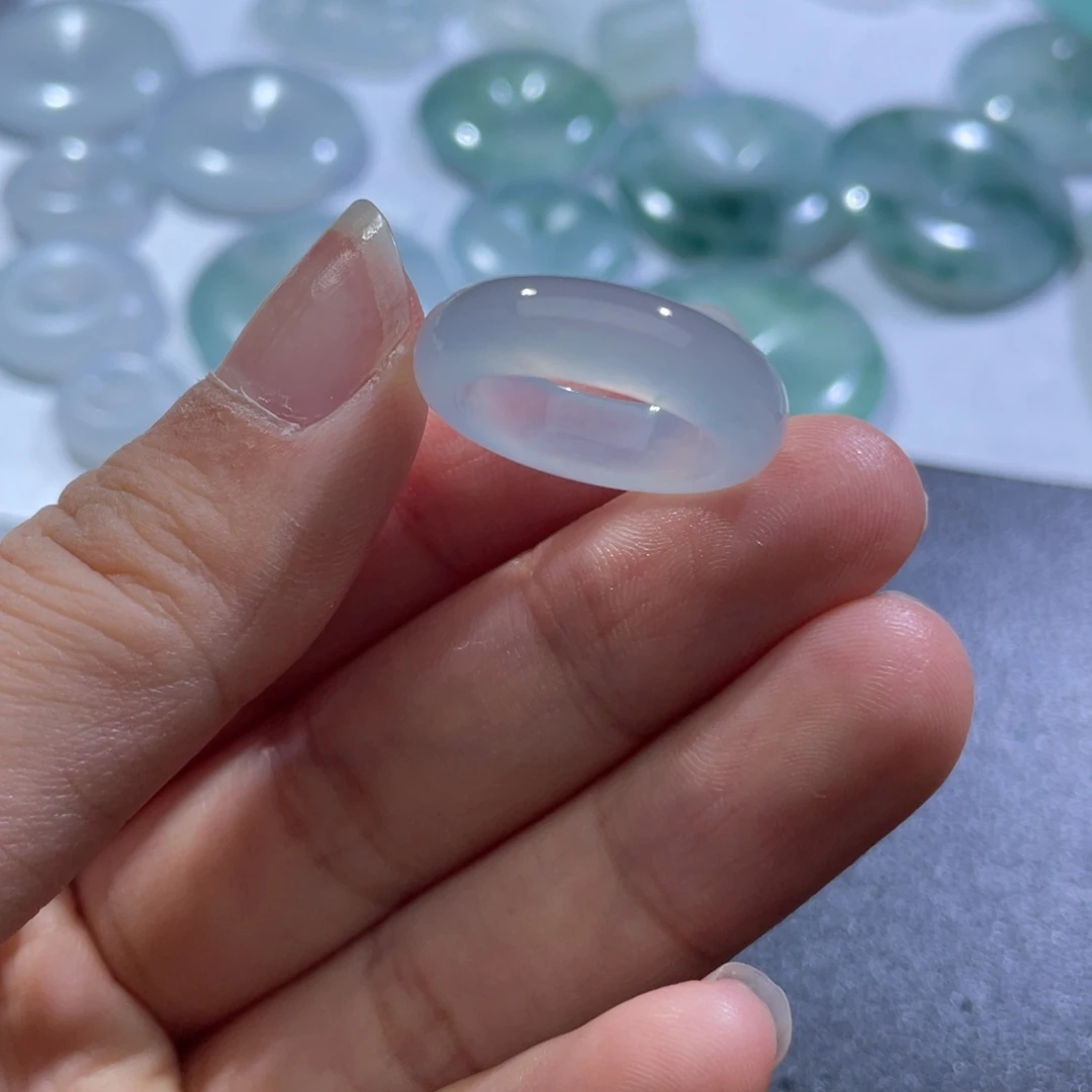 定制翡翠未镶嵌戒指圈