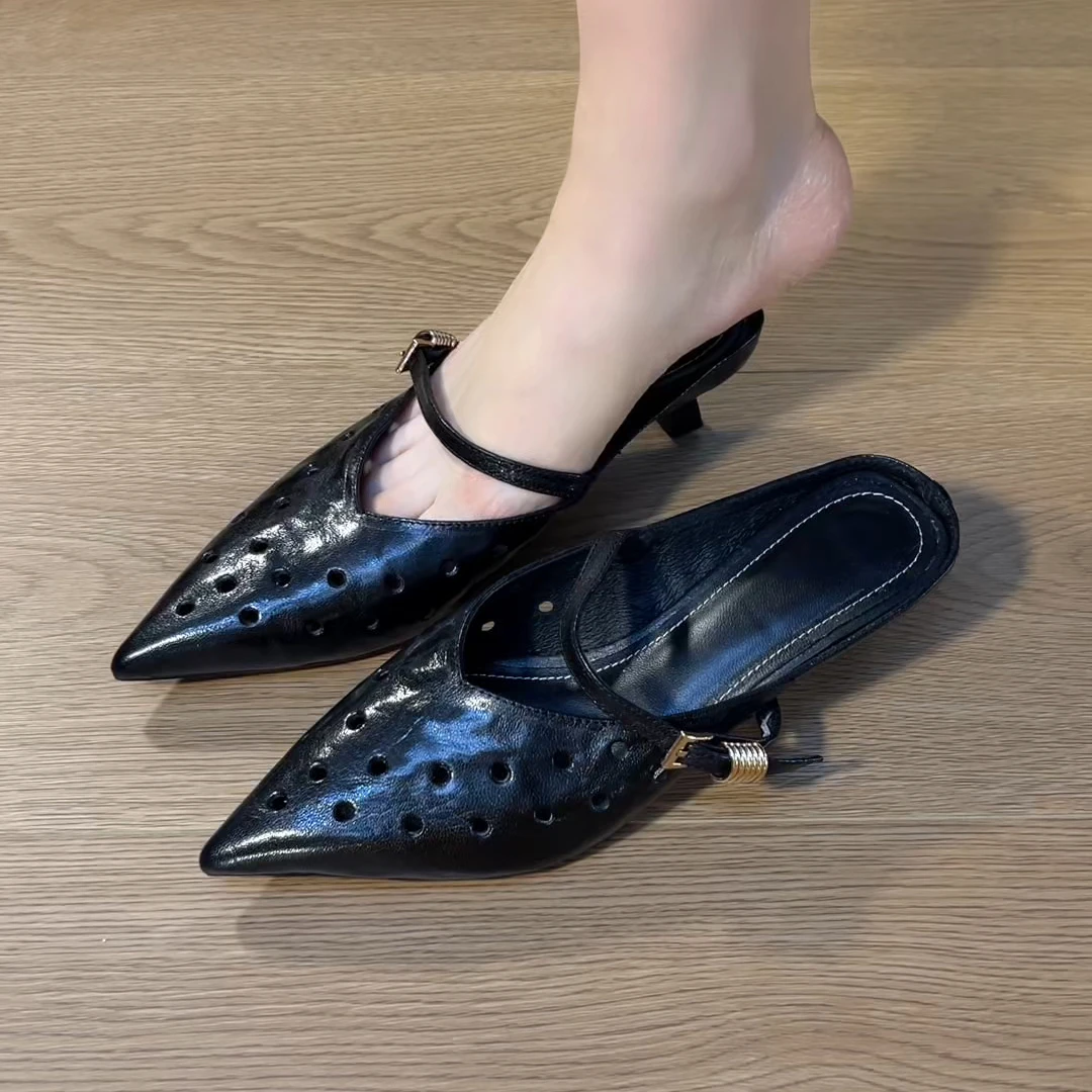 2025年简约气质透气新款包头半拖鞋法式尖头设计镂空小猫跟半拖鞋