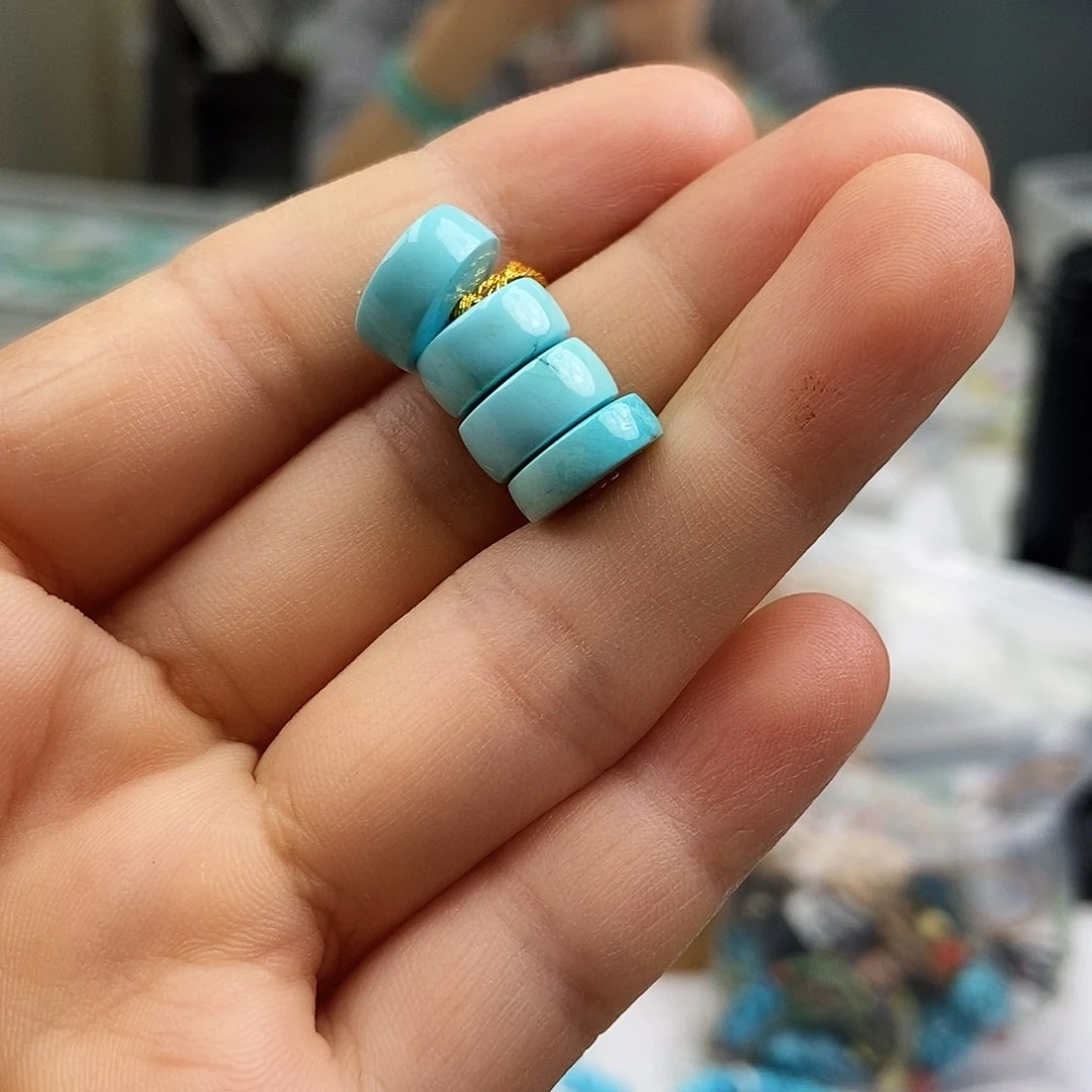 未镶嵌绿松石珠宝奇石