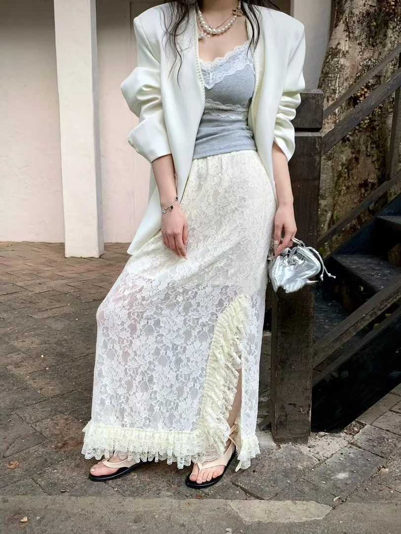 小玲 2025春季新品温柔风气质松紧腰花边拼接A字裙女中长款半身裙