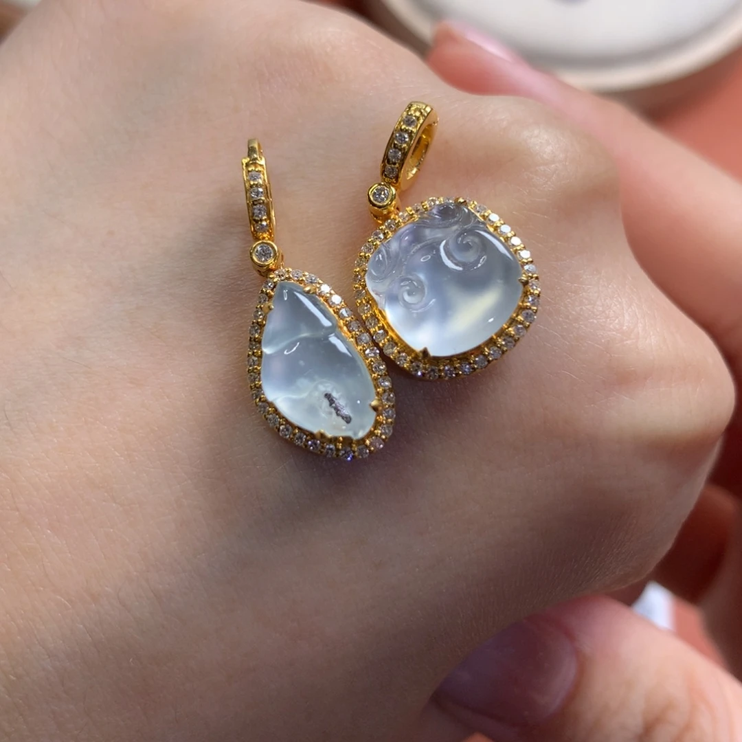 翡翠未镶嵌颈饰成品吊坠蟹钳 钱袋子