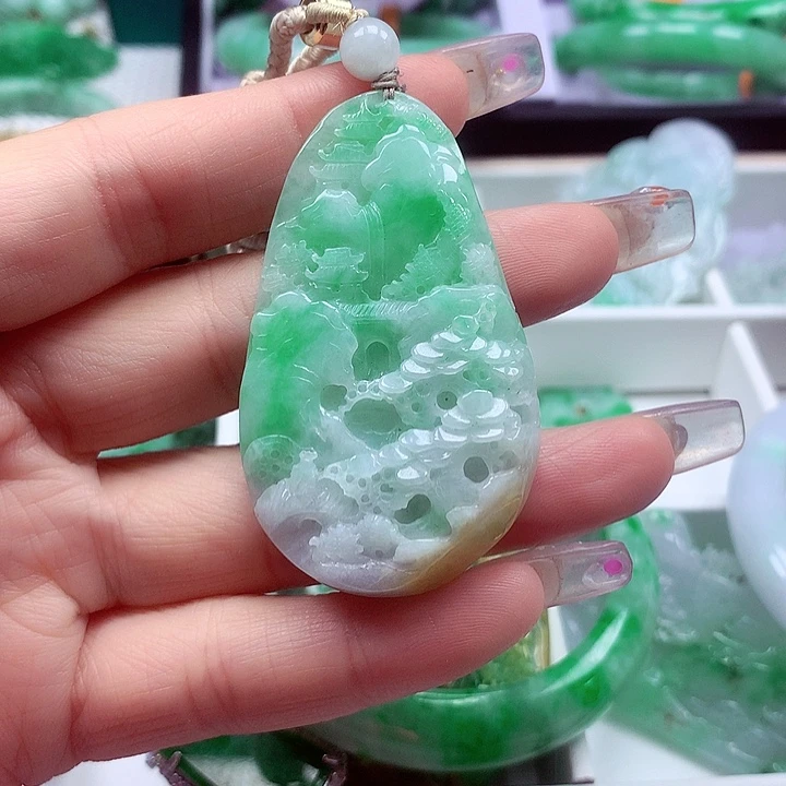颈饰未镶嵌翡翠翡翠