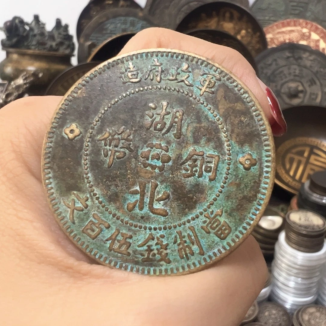 金属复古风格摆件