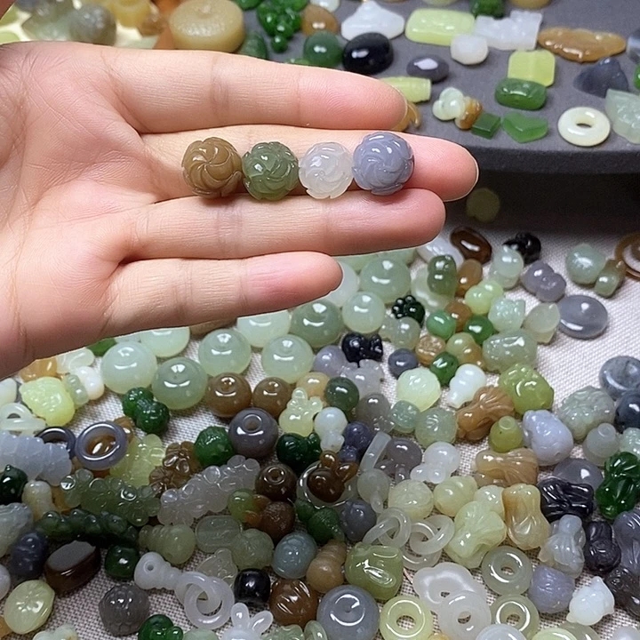 未镶嵌和田玉挂件花98一个多样性发其一