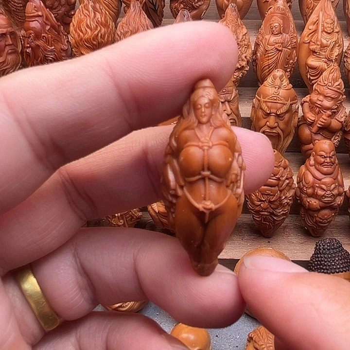 橄榄核吊坠18天使